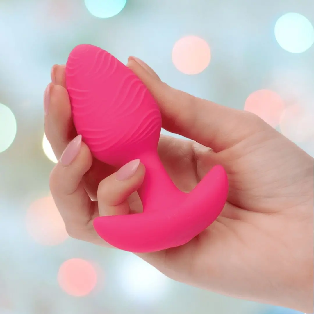 Cheeky Vibrating Glow-In-The-Dark Butt Plug 1