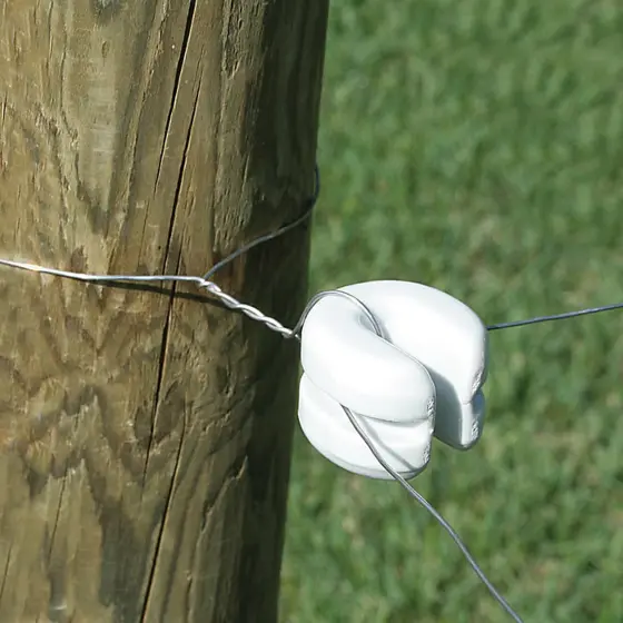 Zareba® Heavy-Duty U-Shaped Corner/End Post Insulator 1